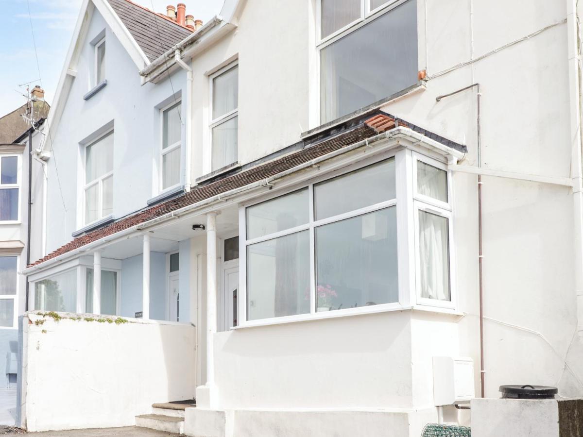Gwylan Apartment Tenby Exterior photo
